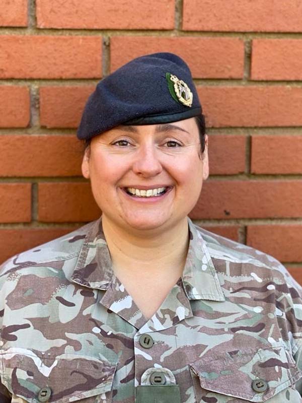 Catherine Bolsem - Alumnus in military uniform