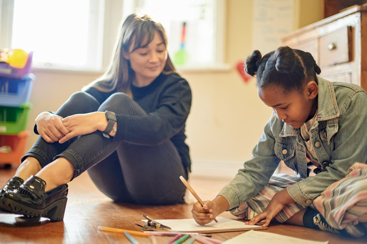 psychologist working with children